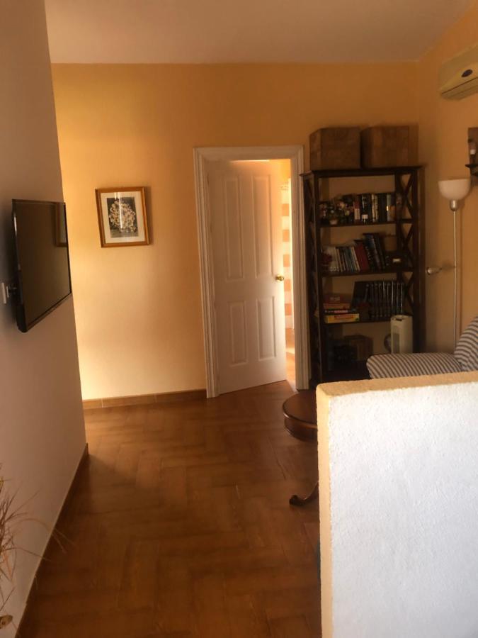 Ferienwohnung Familia Anfitriona Acoge Sevilla Exterior foto