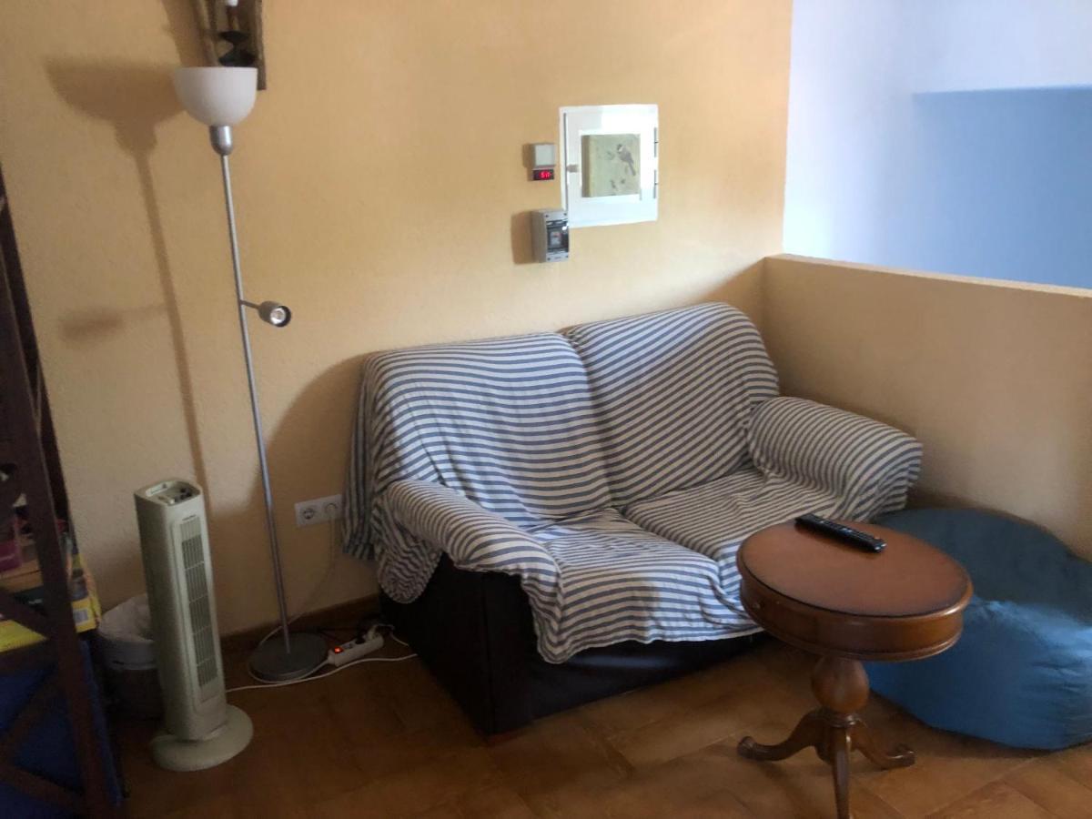 Ferienwohnung Familia Anfitriona Acoge Sevilla Exterior foto