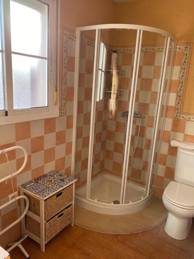 Ferienwohnung Familia Anfitriona Acoge Sevilla Exterior foto